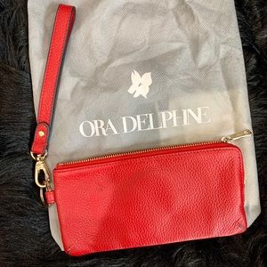 Ora Delphine Red Leather Wristlet